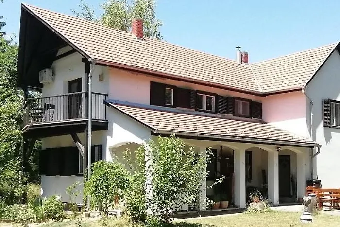 Appartement Waldhaus Pat Galambok